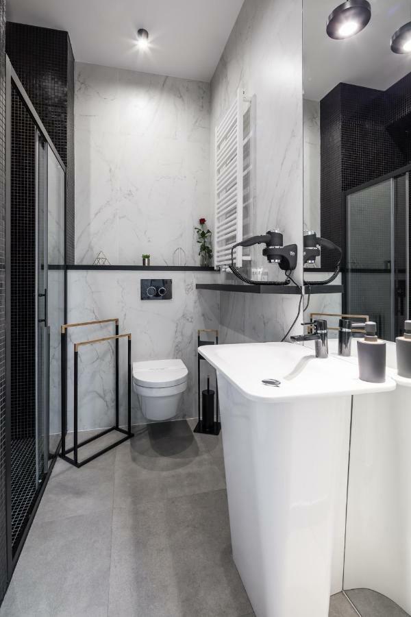קרקוב Starowislna Vip Apartamenty Jacuzzi מראה חיצוני תמונה